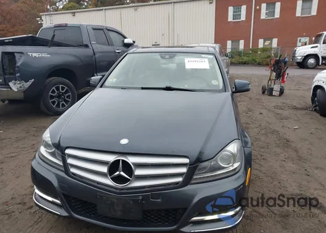 2014 Mercedes-Benz C 300 Luxury 4Matic from USA, damaged, VIN WDDGF8AB8EG190694